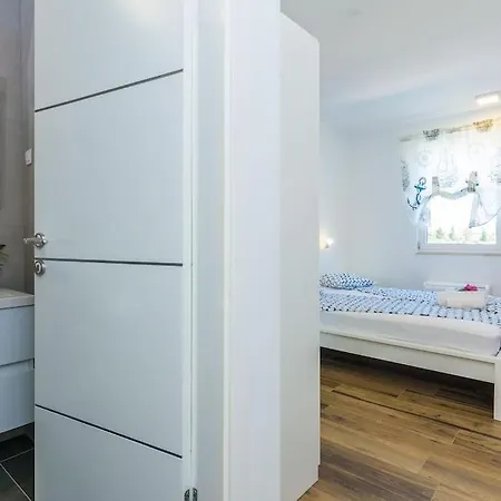 Miri Rosemary Privlaka (Zadar)