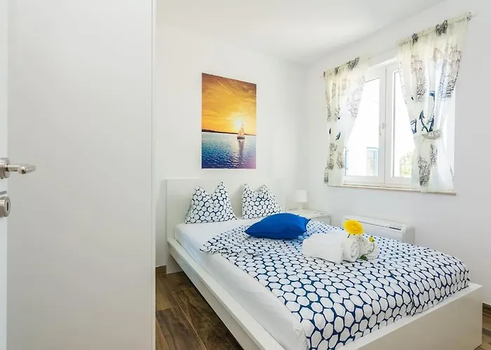 Miri Rosemary * Privlaka (Zadar)